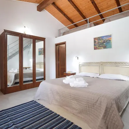 Amazing In With Wifi Holiday home Gaggi